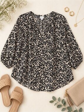 Ava & Viv Black Abstract Animal Print Blouse 2X NWT Plus Size